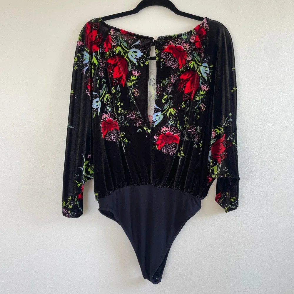 Free People Bodysuit Womens M Black Floral Velvet Dolman Sleeve Dark Romance
